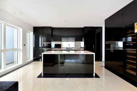 Horizons Court, Hampstead NW3, Image 3
