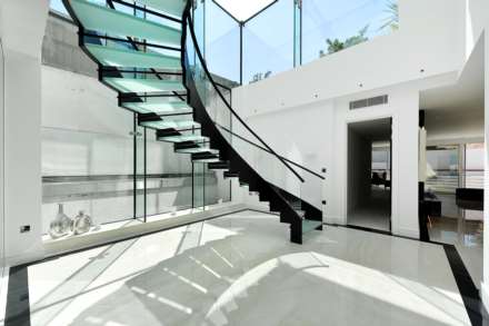 Horizons Court, Hampstead NW3, Image 4