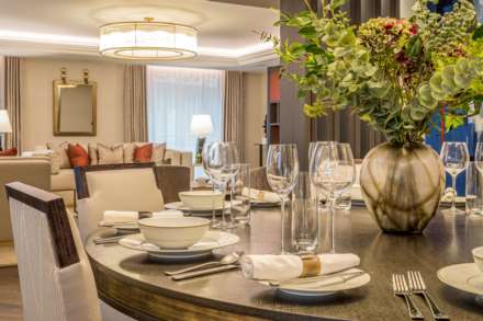 Lancelot Place, London, SW7, Image 4