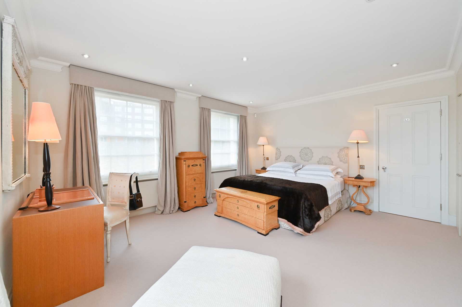 Bourne Street, Belgravia SW1W, Image 8