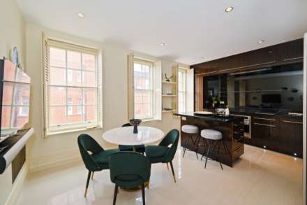 Claridge House, Davies Street, W1, Image 5