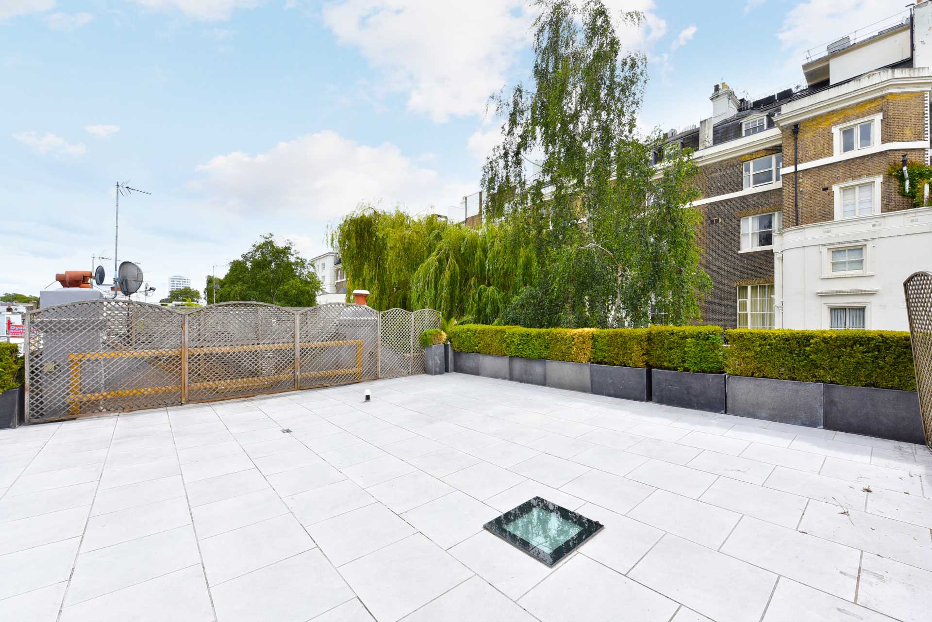 Hyde Park Gardens Mews, Hyde Park Estate, Image 3
