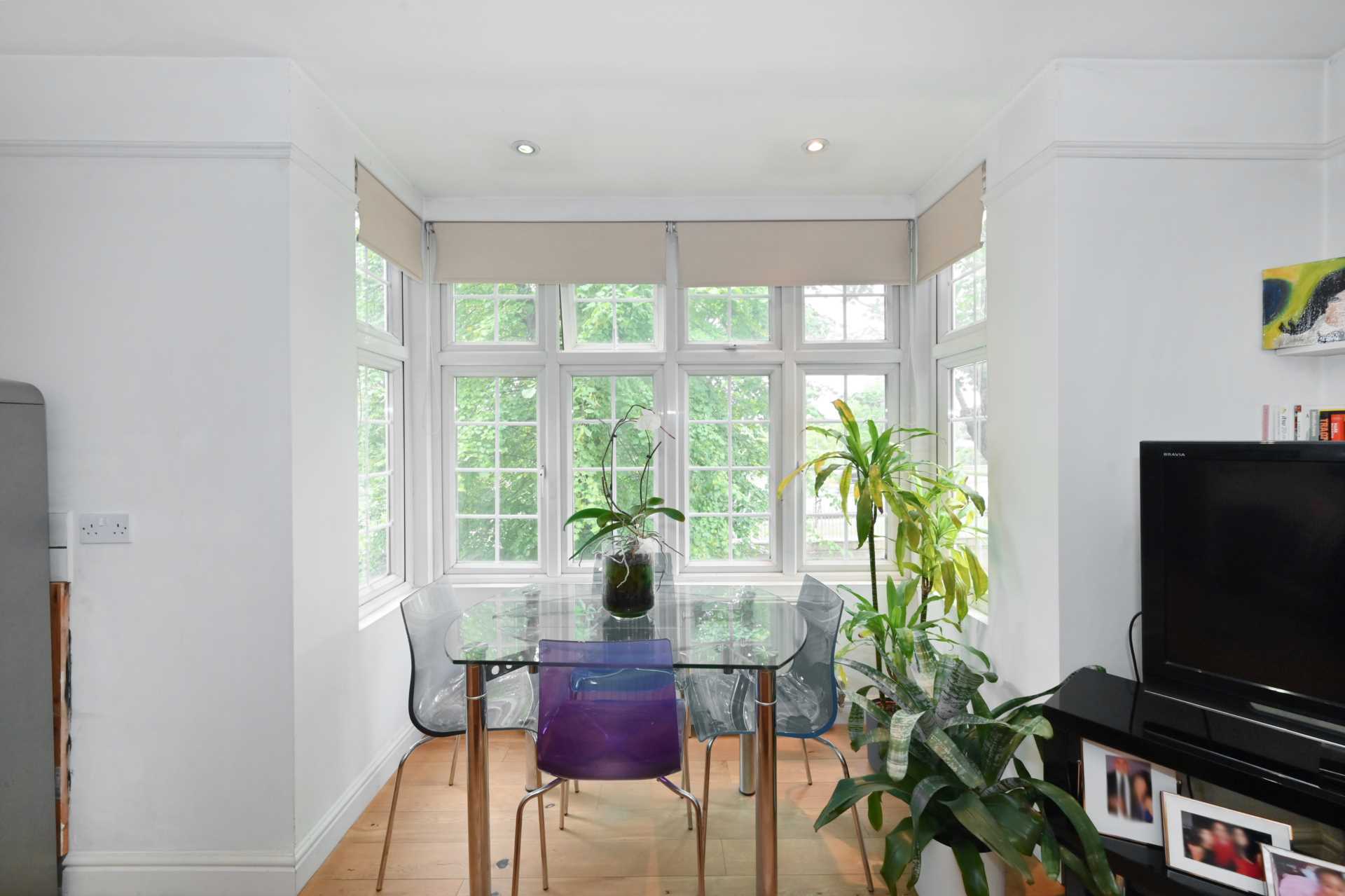 Harvard Road, Chiswick W4, Image 9