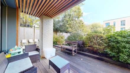 Chiswick High Road, Chiswick W4, Image 9