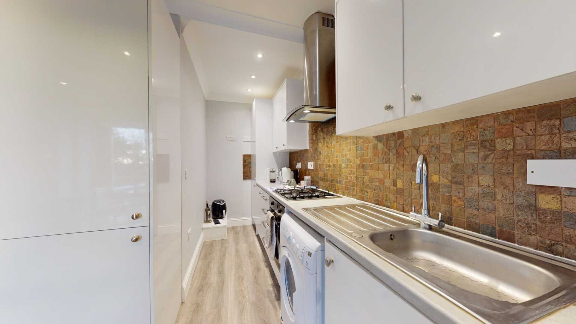 High Street, Bushey, Hertfordshire, Image 5