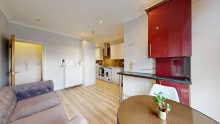 High Street, Bushey, Hertfordshire, Image 2