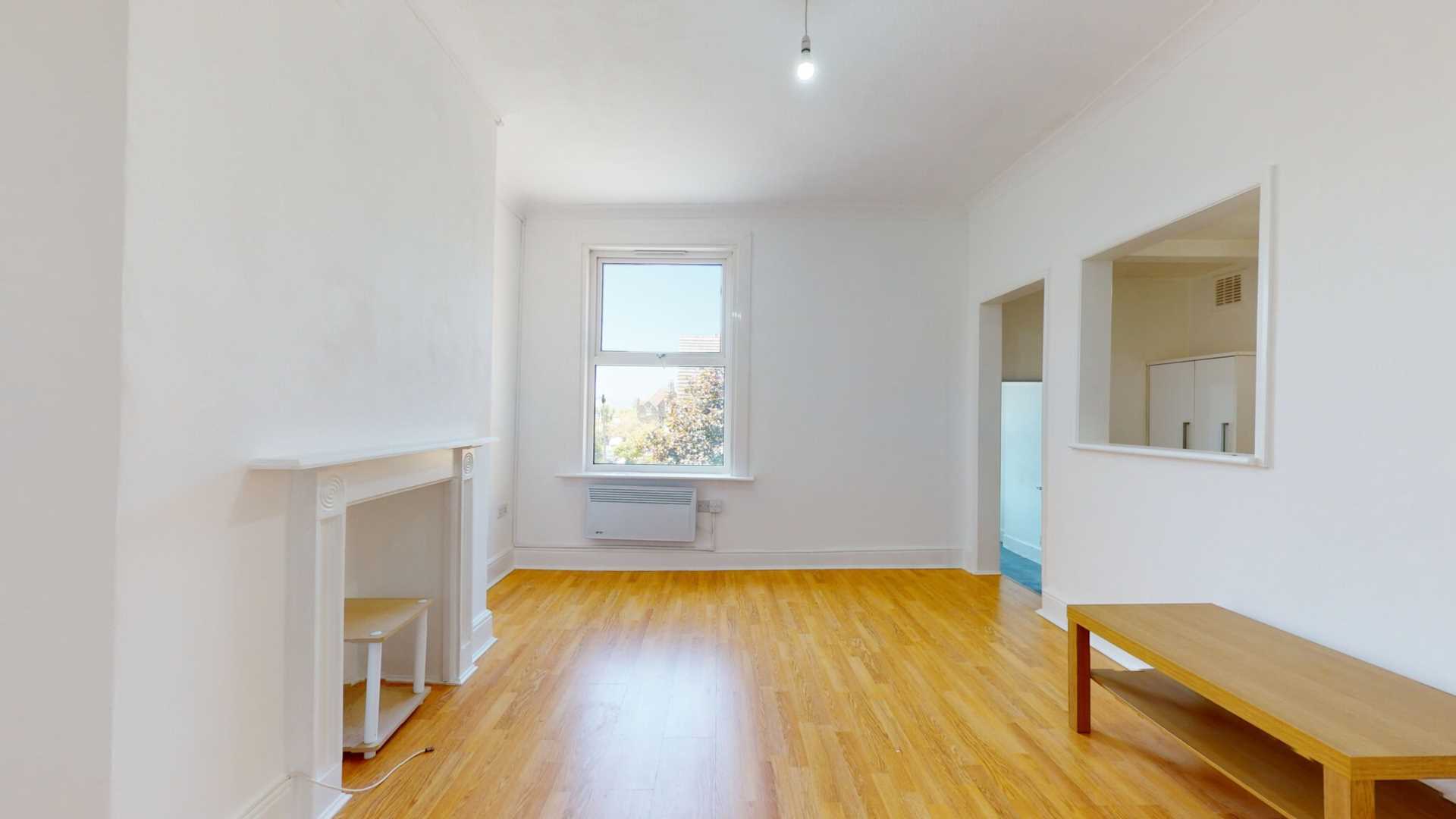 WESTWELL ROAD, STREATHAM COMMON, SW16, Image 2