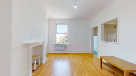 WESTWELL ROAD, STREATHAM COMMON, SW16, Image 2