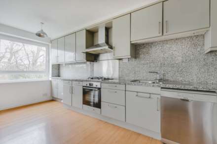 HOWARDS LANE PUTNEY, SW15, London, Image 3