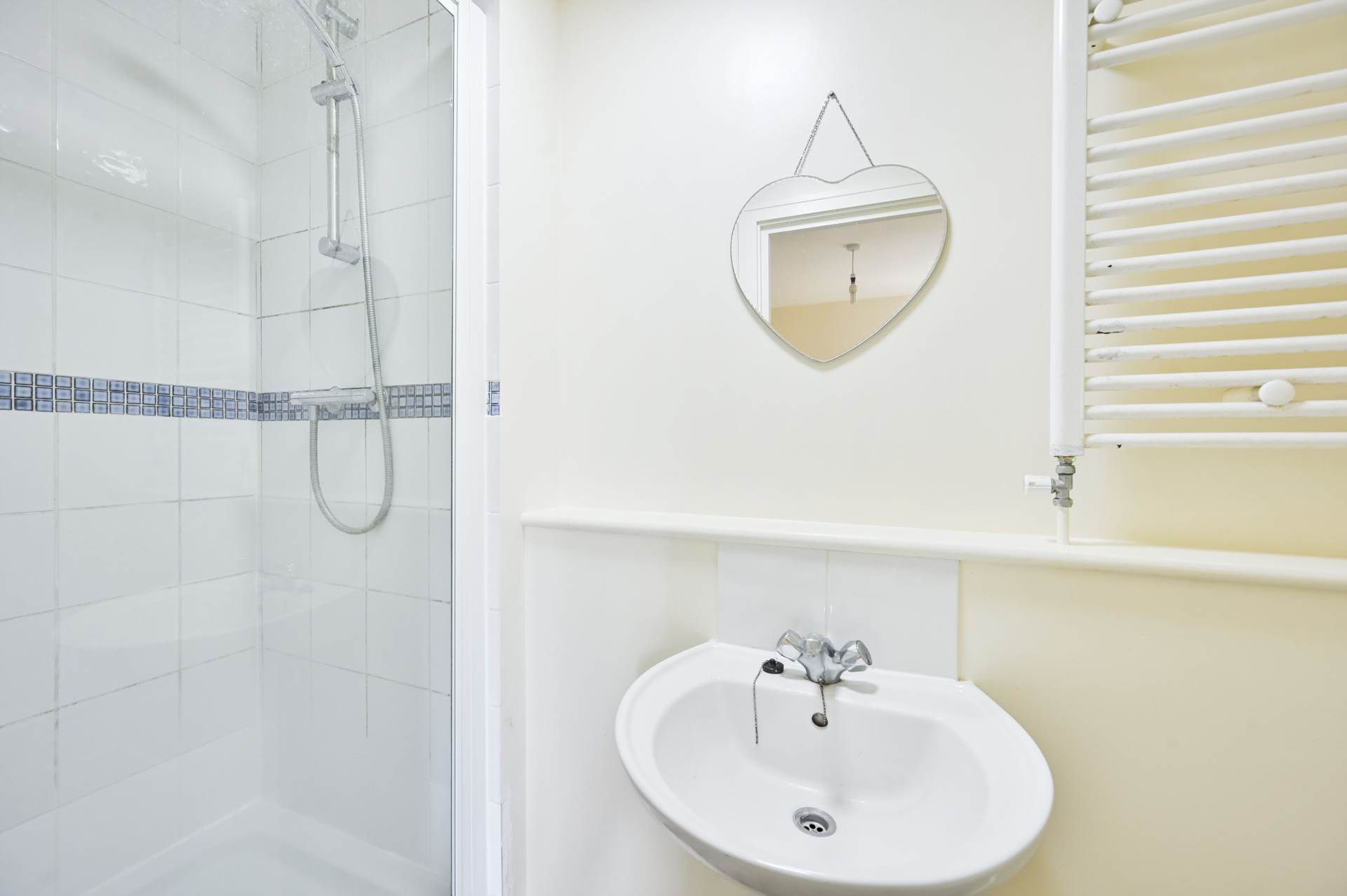 Robinson Road, Colliers Wood, SW17, London, Image 7