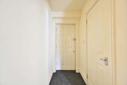 Robinson Road, Colliers Wood, SW17, London, Image 5