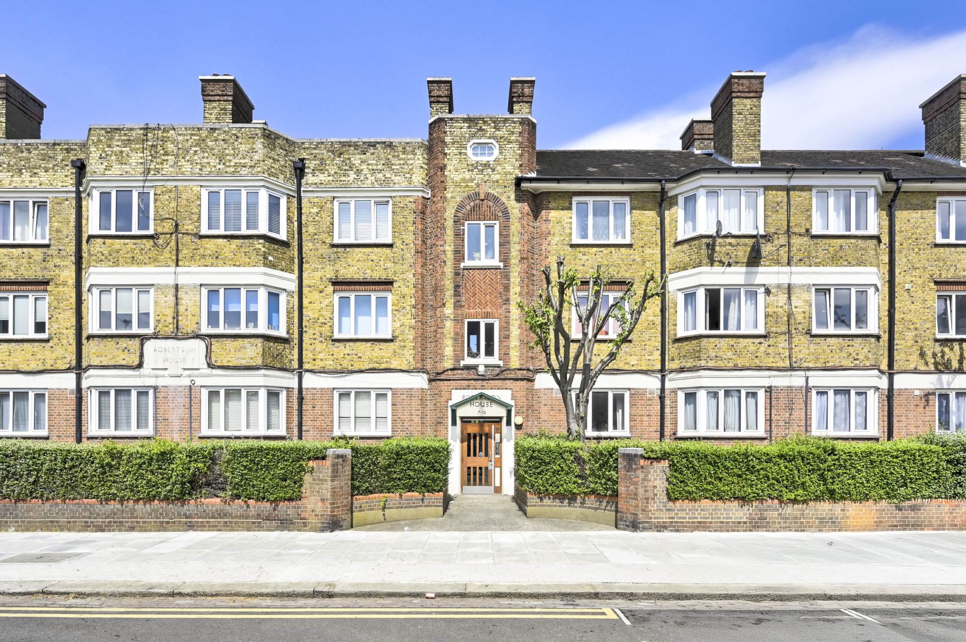 Tooting Broadway, London SW17, Image 10