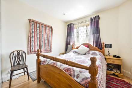 Tooting Broadway, London SW17, Image 5