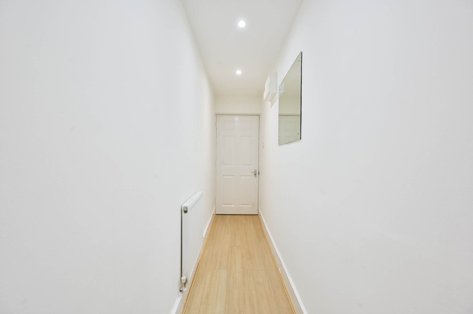 Robinson Road London, Colliers Wood, Image 9