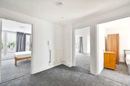 Robinson Road, Colliers Wood, SW17, Image 5