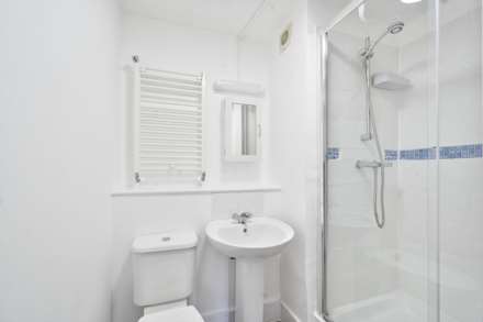 Robinson Road, Colliers Wood, SW17, Image 9