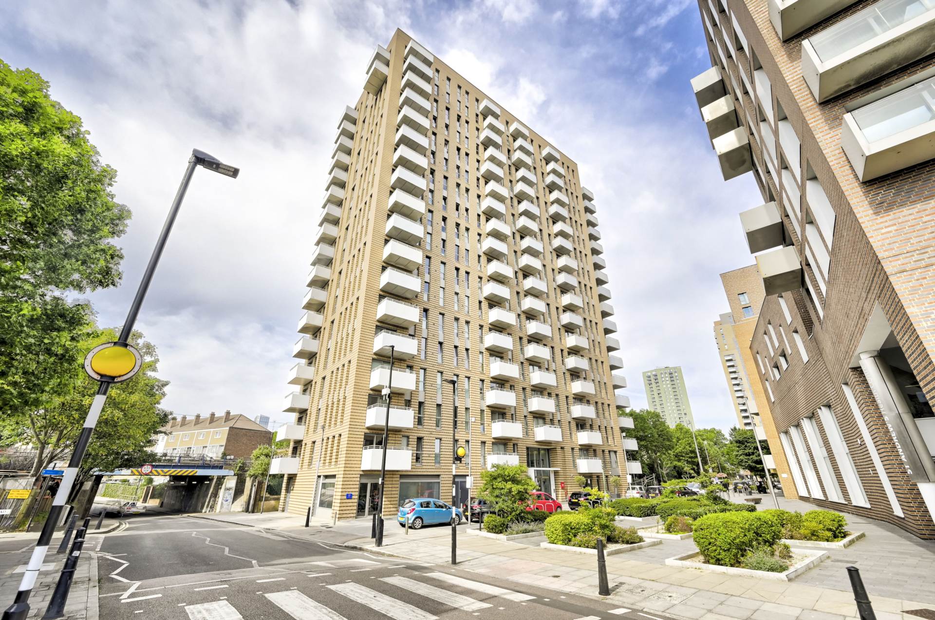 Hannaford Walk, Tower Hamlets, E3, London, Image 11