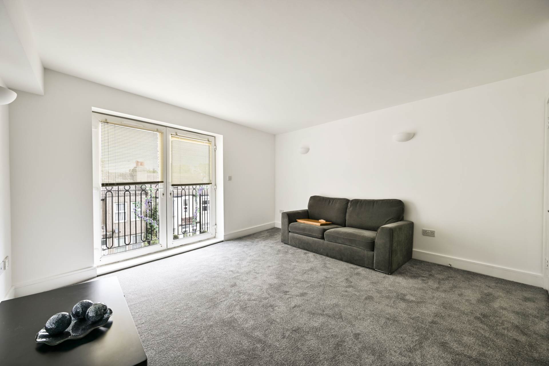 Robinson Road London, Colliers Wood, Image 8