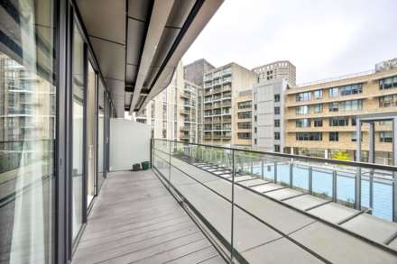 Gauging Square,Tower Bridge / St Katharine Docks, E1W, London, Image 10