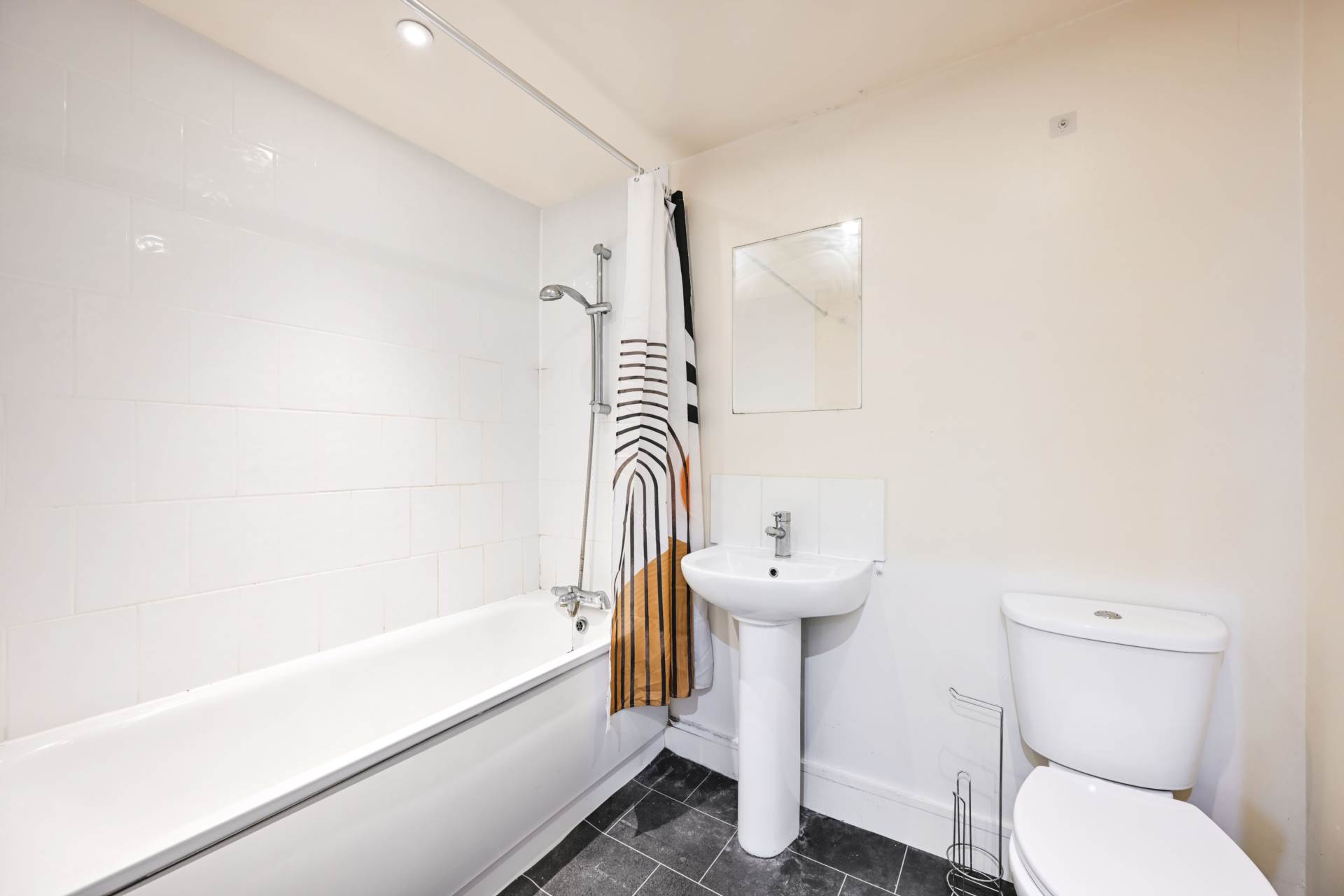 Robinson Road London, Colliers Wood, London, SW17, Image 13