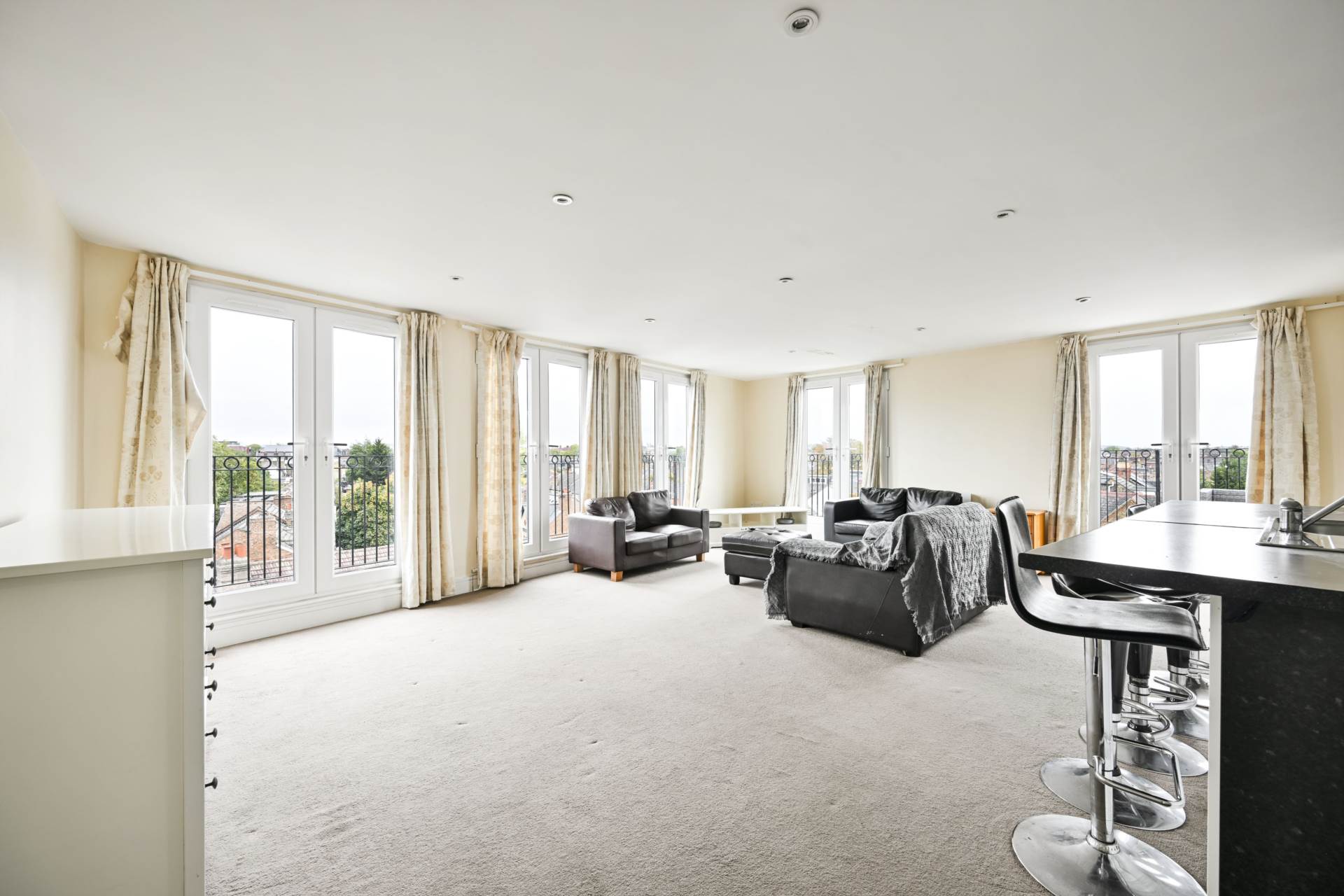 Robinson Road London, Colliers Wood, London, SW17, Image 22