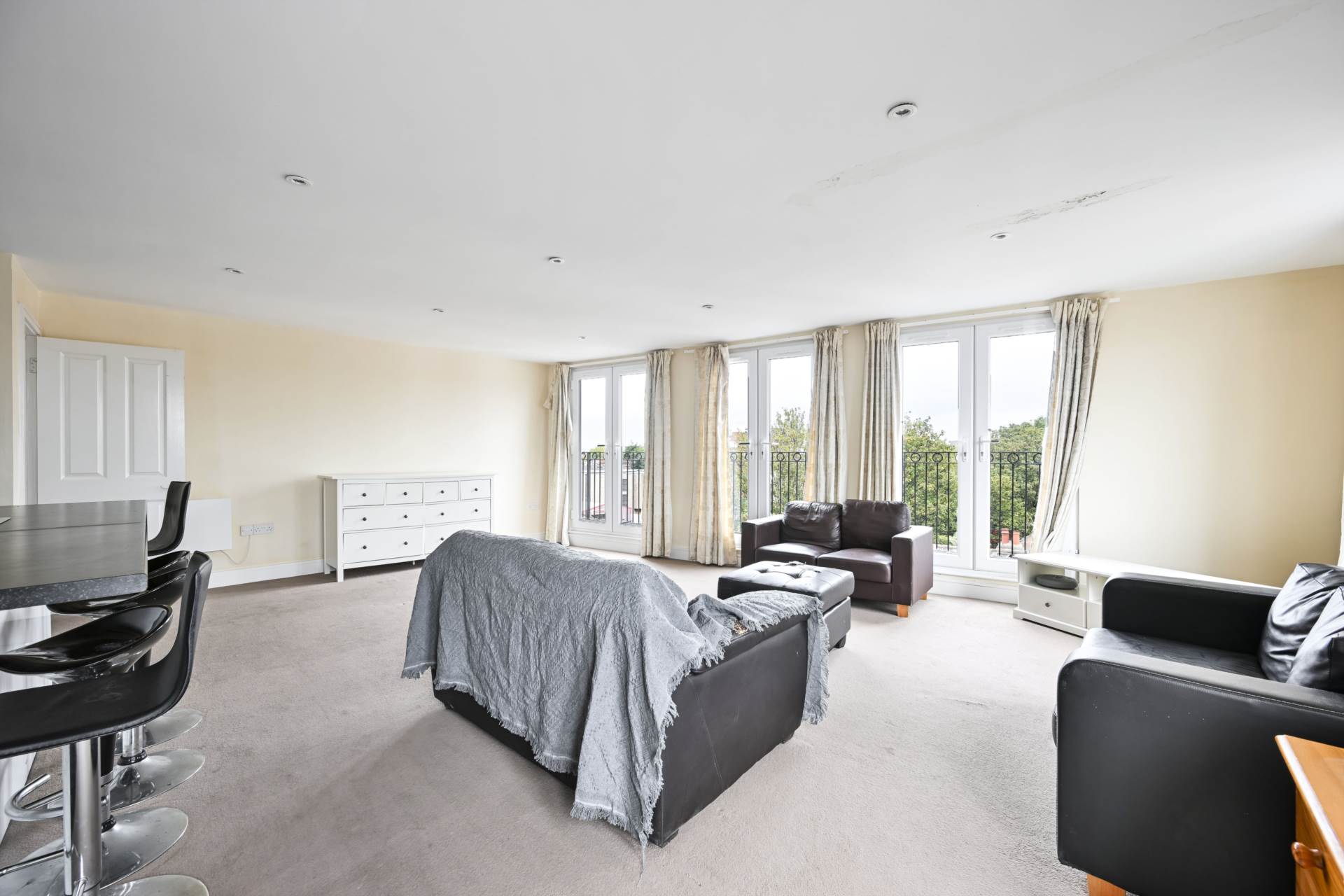 Robinson Road London, Colliers Wood, London, SW17, Image 28