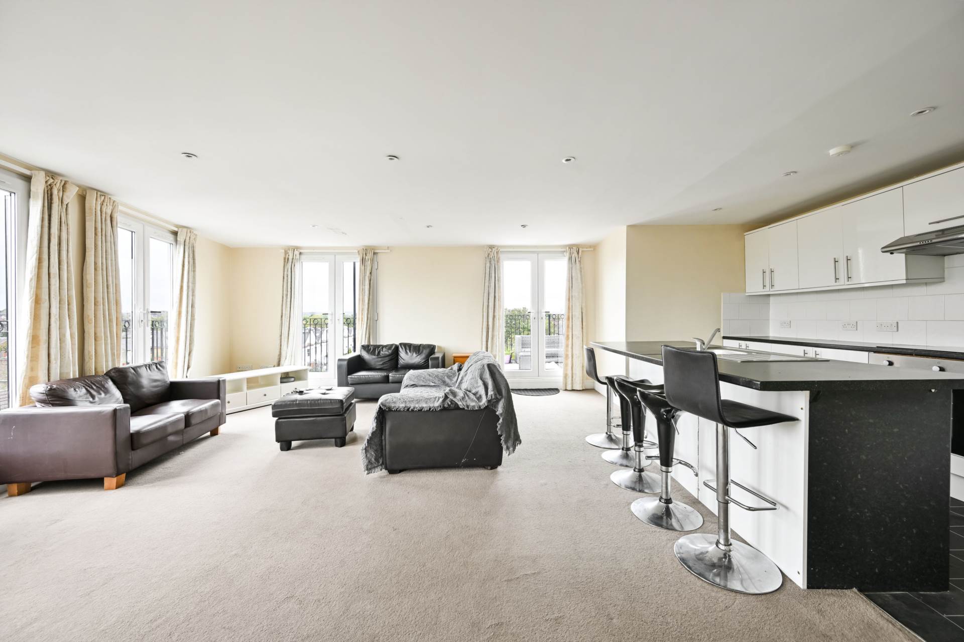 Robinson Road London, Colliers Wood, London, SW17, Image 3