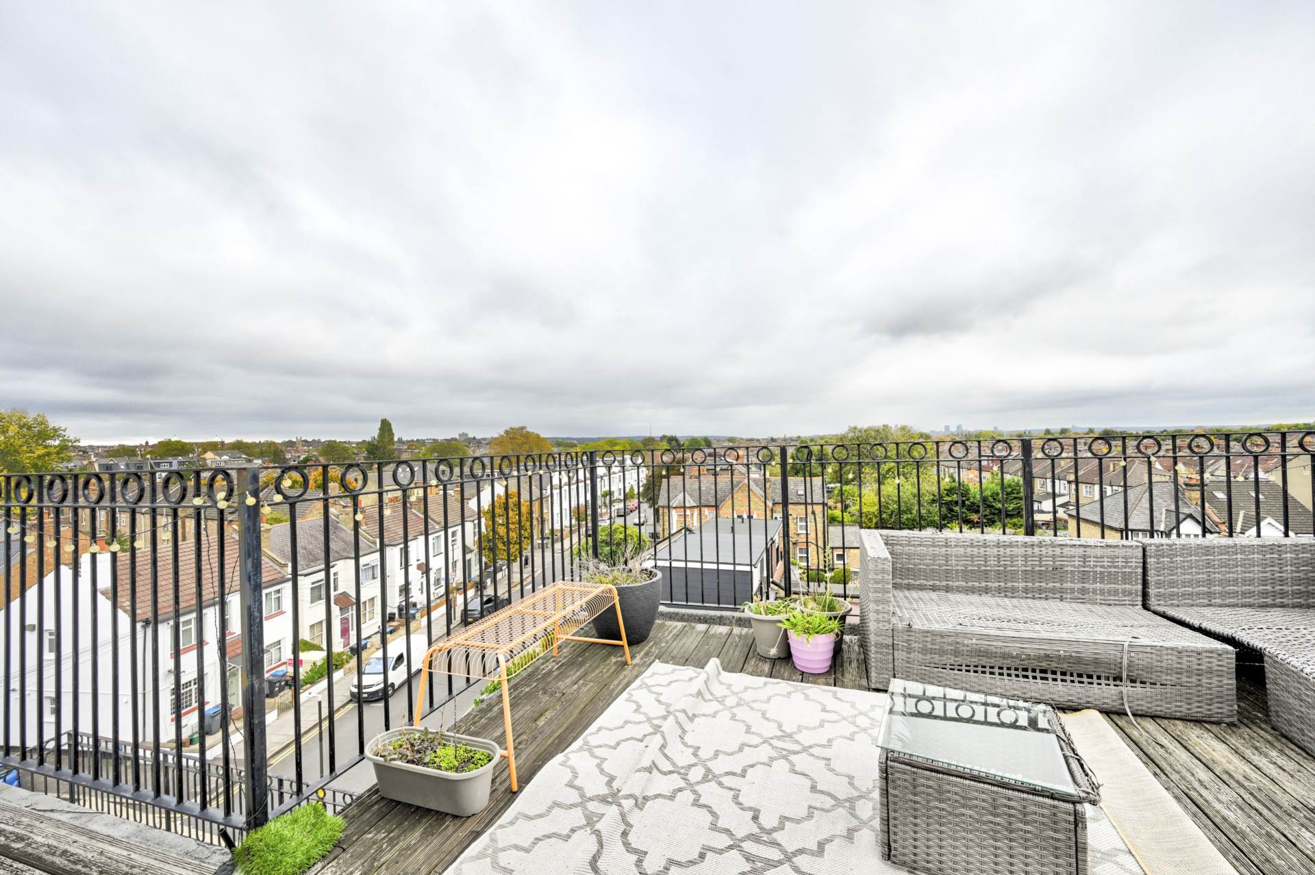 Robinson Road London, Colliers Wood, London, SW17, Image 30