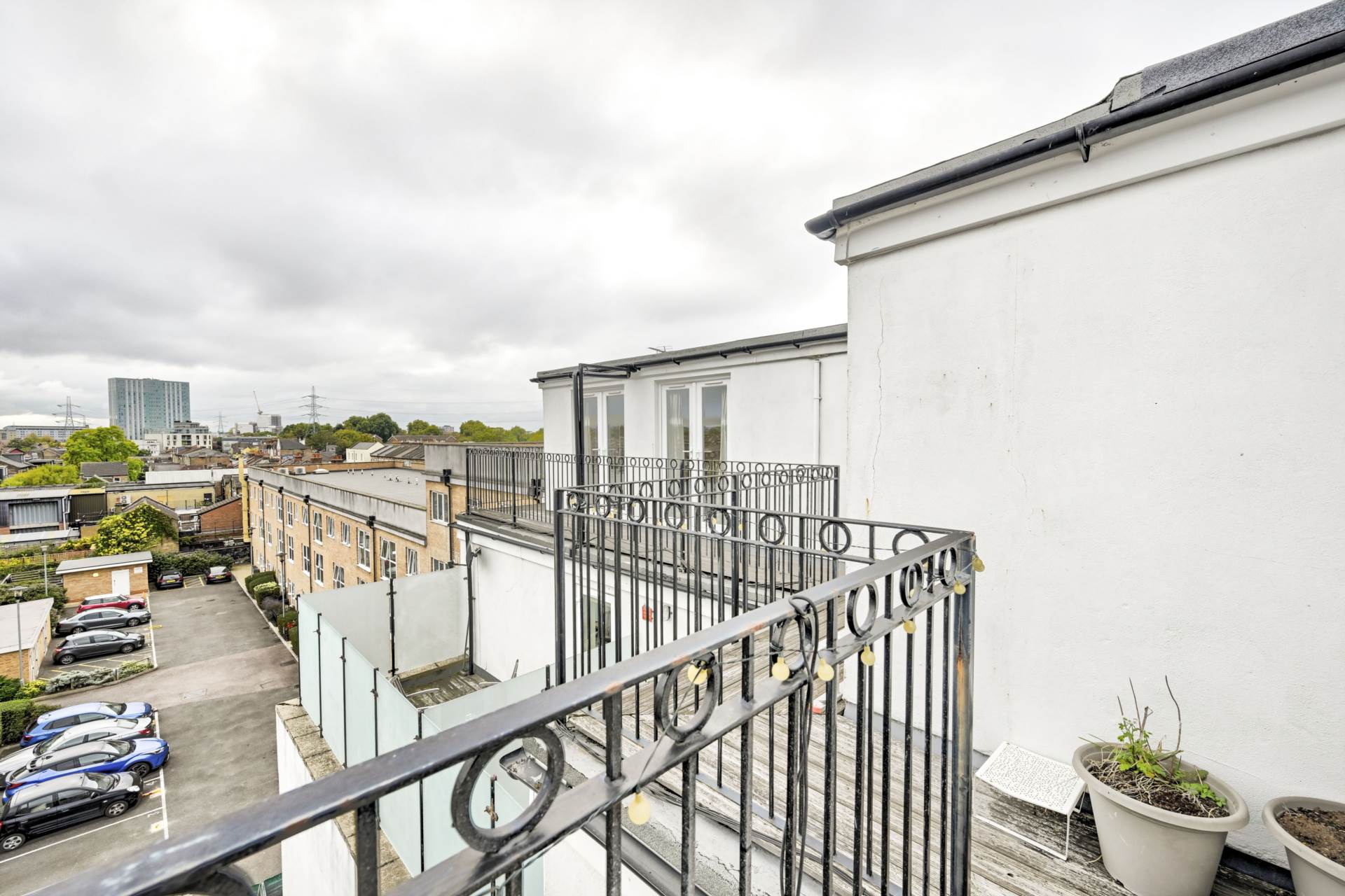 Robinson Road London, Colliers Wood, London, SW17, Image 33