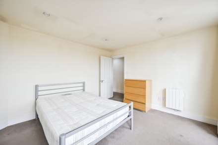 Robinson Road London, Colliers Wood, London, SW17, Image 12