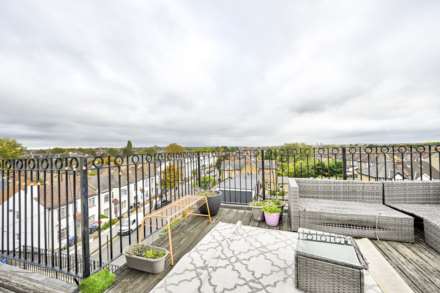 Robinson Road London, Colliers Wood, London, SW17, Image 30