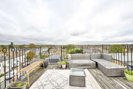 Robinson Road London, Colliers Wood, London, SW17, Image 31