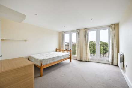 Robinson Road London, Colliers Wood, London, SW17, Image 4