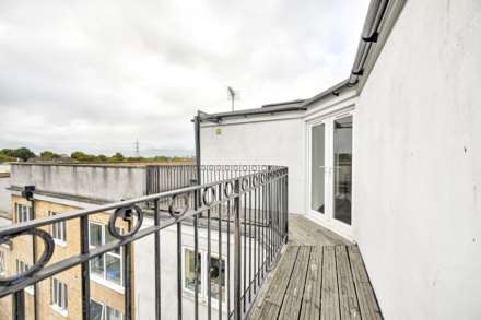 Robinson Road London, Colliers Wood, London, SW17, Image 41