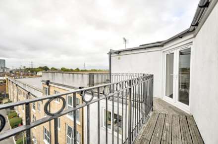 Robinson Road London, Colliers Wood, London, SW17, Image 42