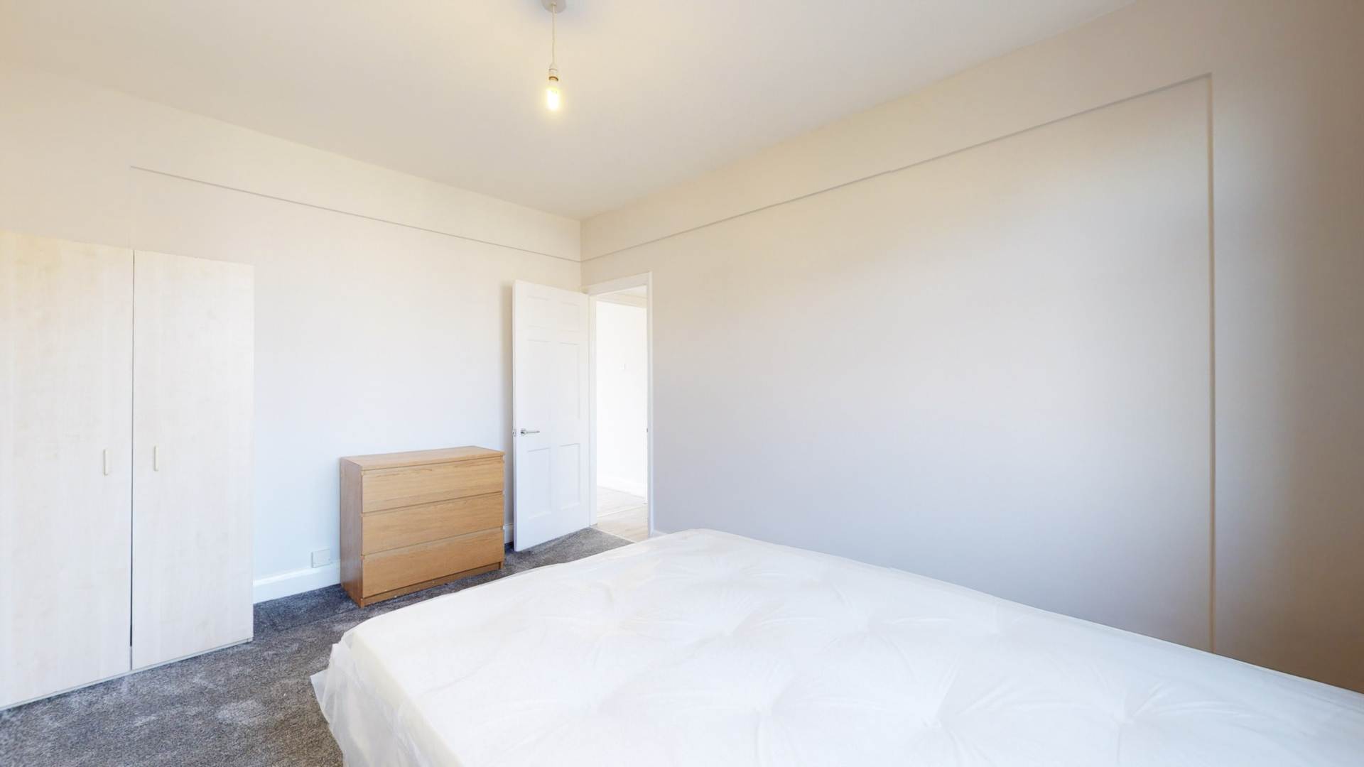 The Broadway, South Wimbledon, Image 2