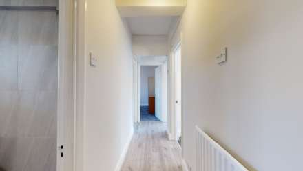 The Broadway, South Wimbledon, Image 3