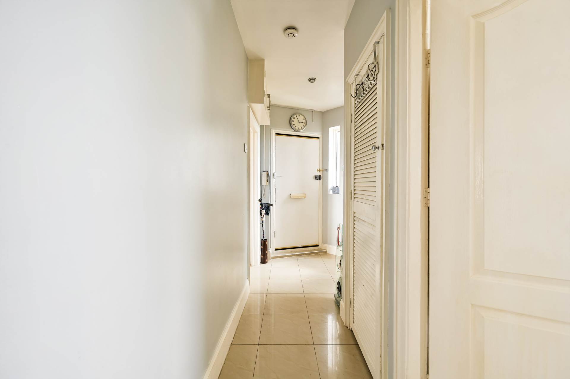 Tooting Broadway, London SW17, Image 6