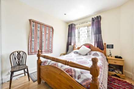 Tooting Broadway, London SW17, Image 5