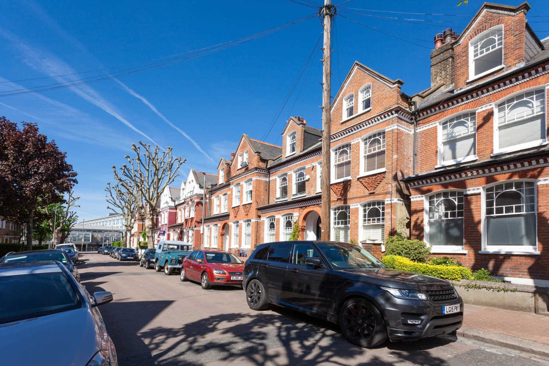 Crockerton Road, London，SW17, Image 13