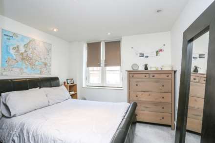 BROMELLS ROAD, CLAPHAM COMMON SW4, london, Image 3