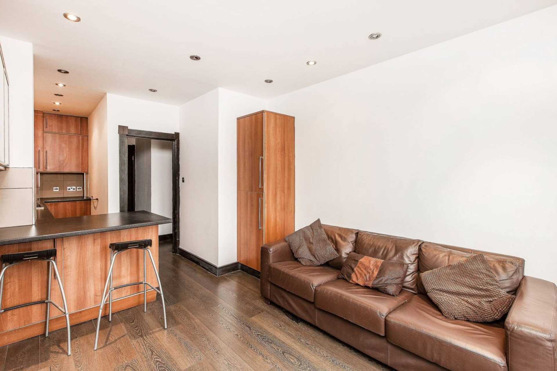 Ritherdon Road, Tooting Bec SW17, Image 3