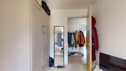 Balham High Road, London, SW17, Image 7