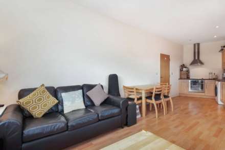 RIDLEY ROAD, SOUTH WIMBLEDON SW19, Image 2