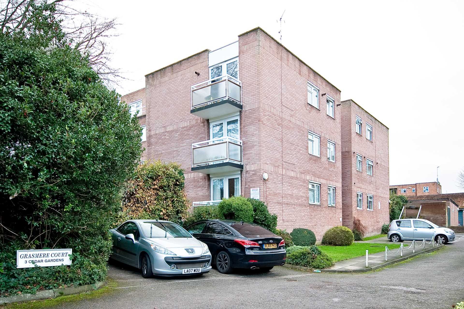 CEDAR GARDENS, SUTTON, SM2, Image 9