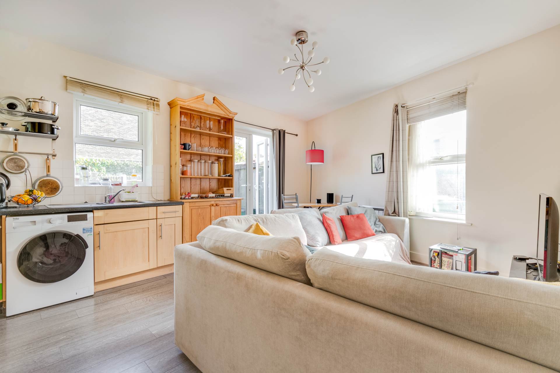 RIDLEY ROAD, SOUTH WIMBLEDON, SW19, Image 2