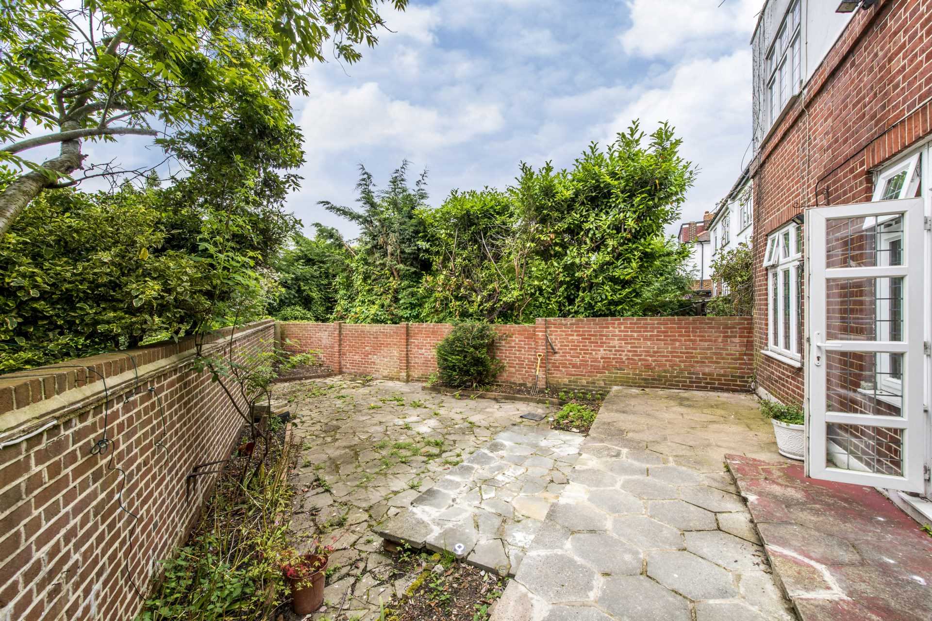 LEXTON GARDENS, BALHAM, SW12, Image 2