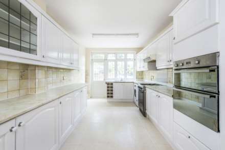 Property For Rent Lexton Gardens, Balham, London