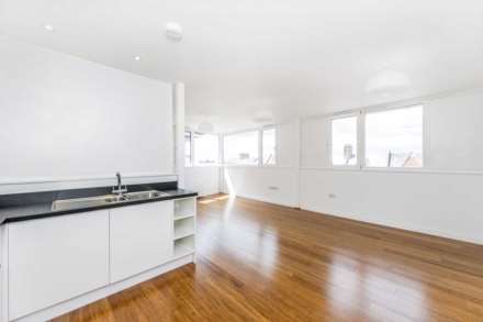 2 Bedroom Flat, 2a Raymond Rd