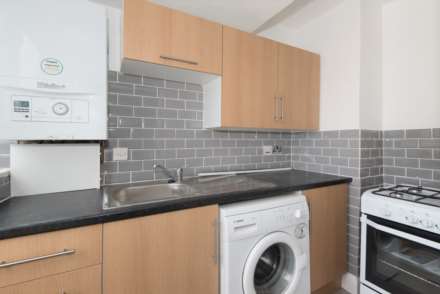 2 Bedroom Flat, 52 Alwyne Rd
